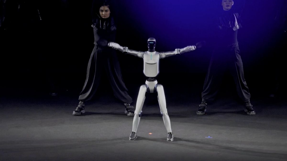 Tancuje a skáče salta. Takhle vypadá budoucnost humanoidů